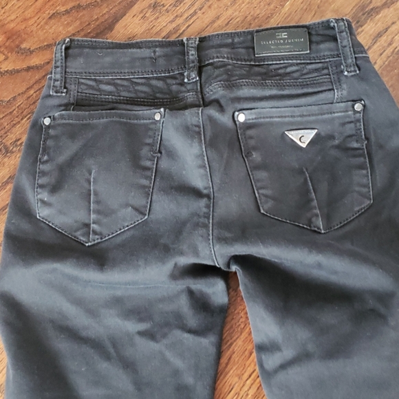 3 pairs of Jeans size 26, 27, 28 - Picture 10 of 11